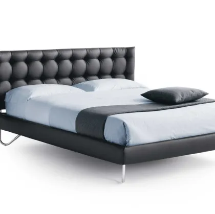 Letto imbottito Hug 05 Low di Noctis